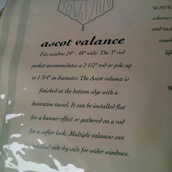 Waverly Ascot Valance Pair Gold Leaf With Tassel Classic 2 pieces 51.5x23.5 READ - Picture 6 of 6